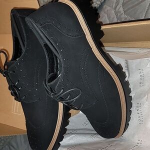 Journee Collection womens wingtip brogue oxfords black 7.5 NWB